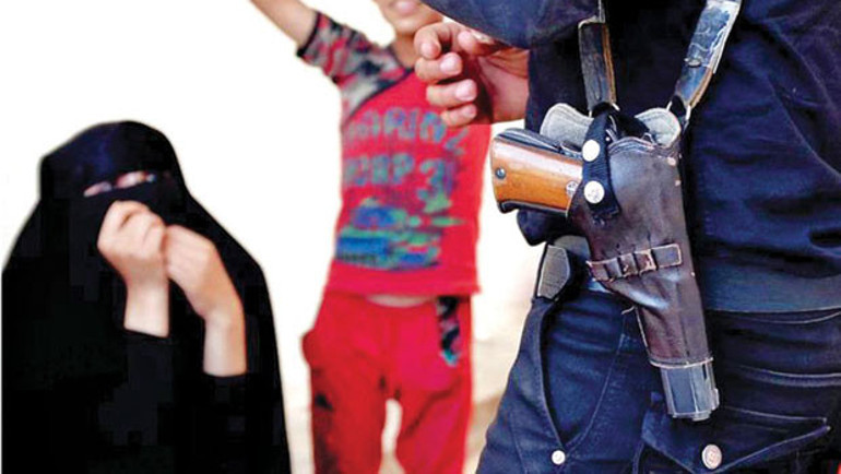 DEAŞ dağıldı kadınlar kaldı