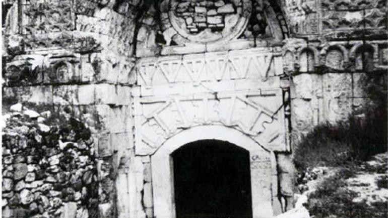 Taç Kapı cinayeti