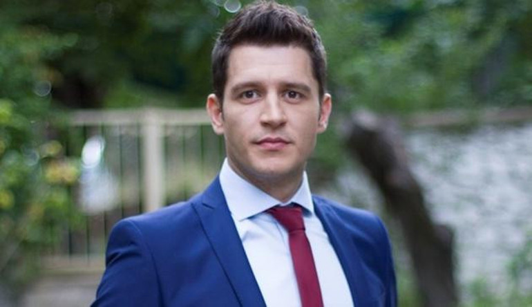 Klavye Delikanlıları oyuncuları kimlerdir Dizinin konusu