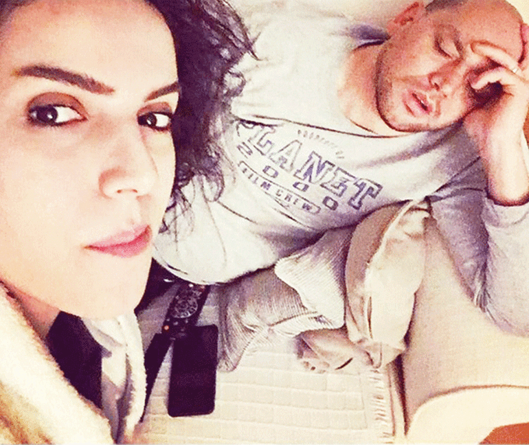 Karnımdayken Mozart dinlettim, iki yaşına geldi, ‘Tavukları pişirmişem’i söylüyor