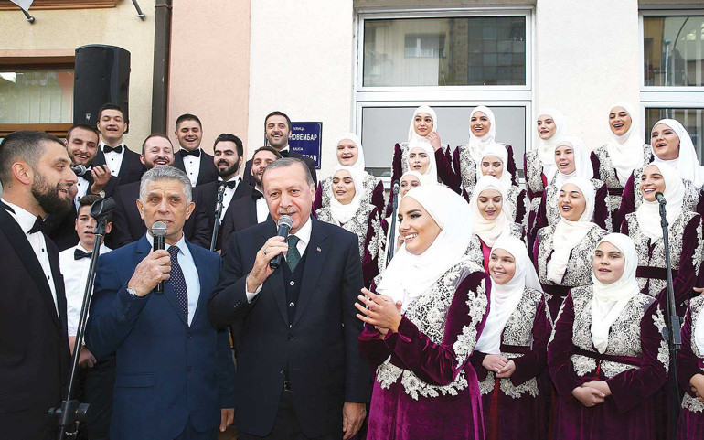 Başkanlara nezaketle bırak mesajı