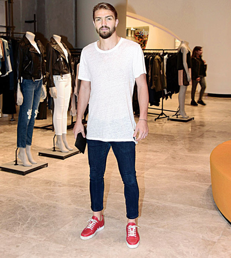 Bu işte bir gariplik var Murat Başoğlunun eski eşi Hande Bermekin açıklamaları tartışma konusu oldu