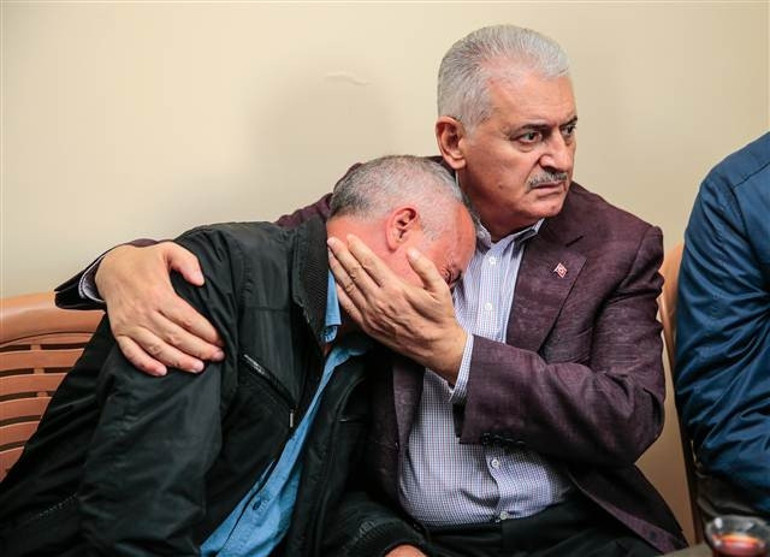 Başbakan Yıldırımdan Helin Palandökenin ailesine taziye ziyareti