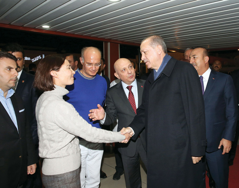 AK Parti’nin en sevdiği tartışma: Müftü nikâhı