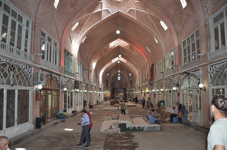 Hazar kıyısında uyumak: İran