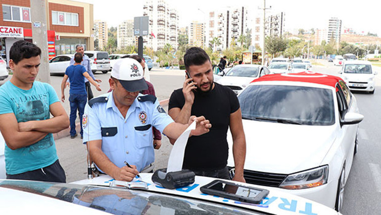 301 TL protestosunda 301 TL ceza yedi