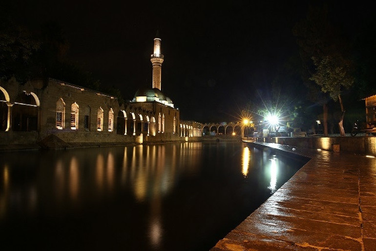 Balıklıgöl sonbaharda bir başka güzel