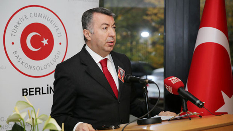Atatürkü Avrupada da andık