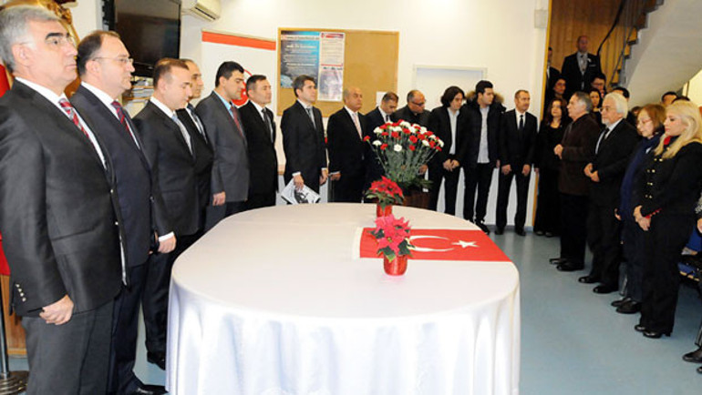 Atatürkü Avrupada da andık