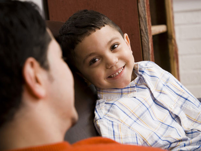 Çocuğunuzu özgüvenli bir birey olarak yetiştirmek için dikkat etmeniz gereken 12 şey