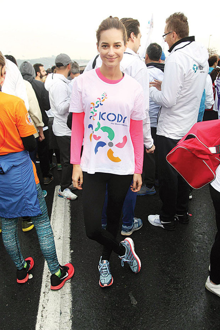 Çocuklar için koştular