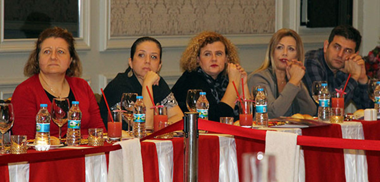 Kadınlara şiddet, kapkaç ve gaspla nasıl mücadele edebilecekleri anlatıldı