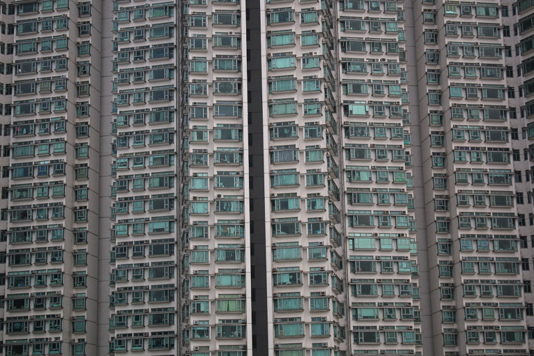 Hong Kong’da hayat 24 saat akıyor