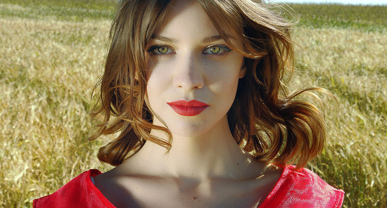 Saç ve ten renginize göre hangi makyajı yapmalısınız