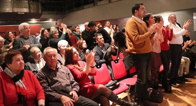 ‘Lozan yenilgidir’ diyen fesli’ler var