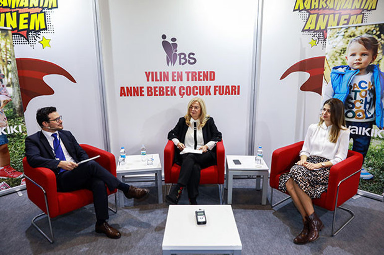 İBS anne bebek ve çocuk fuarına LC Waikikinin düzenlediği paneller damga vurdu