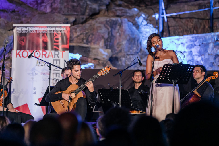 Siz istediniz; Finlandiya, Kazakistan ve Karadağ büyükelçileri önerdi Nereye gitmeli, ne okumalı, ne dinlemeli