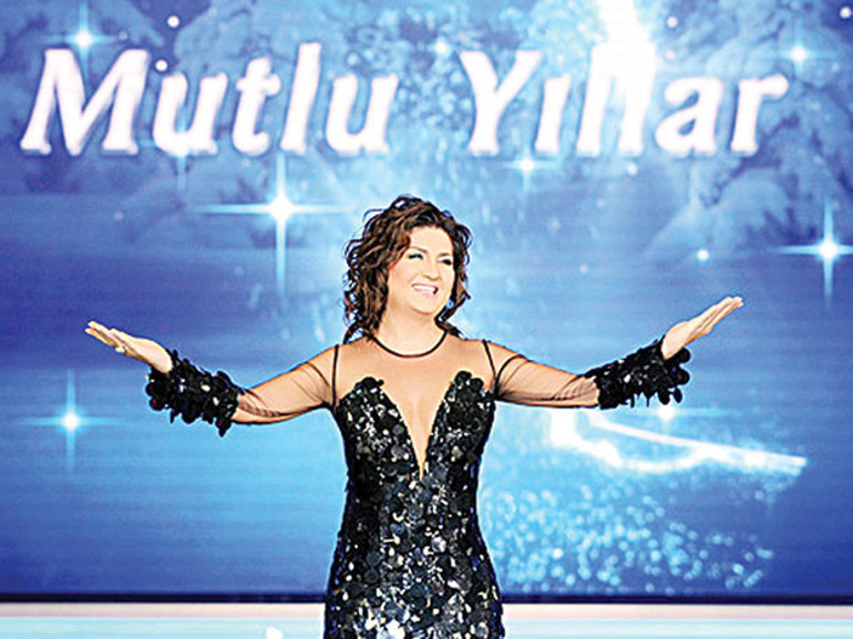 Kanal Dden Stara Show TVden TV8e... Yarın gece televizyonda neler var