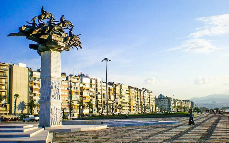 İzmir’de günübirlik lezzet gezisi