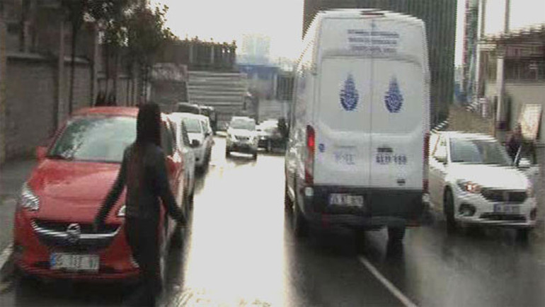 İsyan ettiren olayı sunarken canlı yayında gözyaşlarına boğuldu