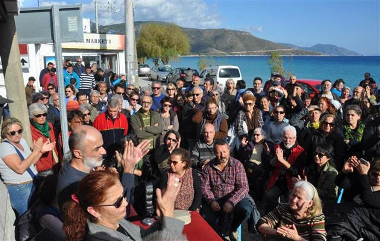 Kurubük Koyu’nun kiralanmasından vazgeçildi; sevgi zinciri oluşturdular