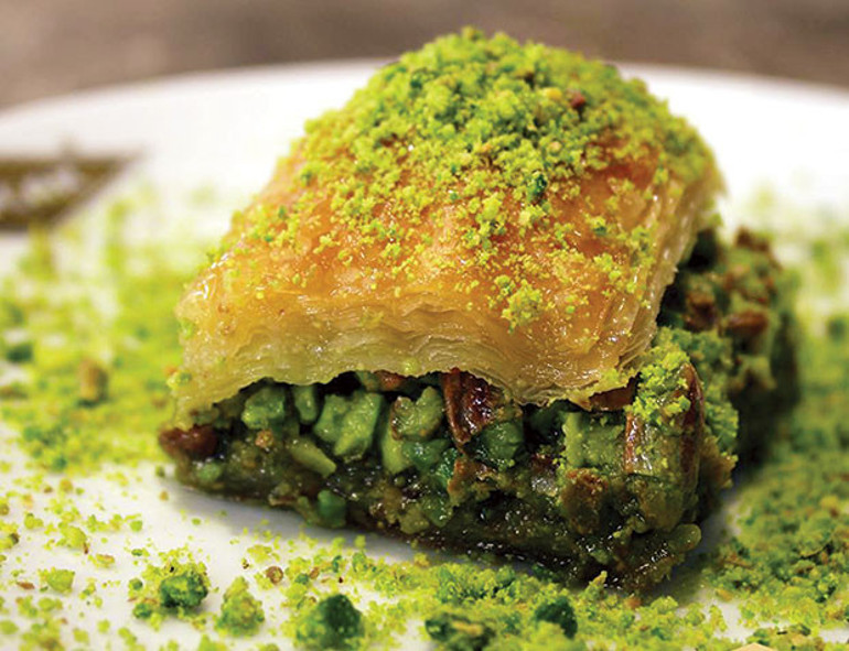 Gurmeler, akademisyenler, yemek yazarları, şefler ve işletmecilerden oluşan 100 kişilik dev gastronomi heyeti seçti: Türkiyenin en lezzetli 100 yemeği