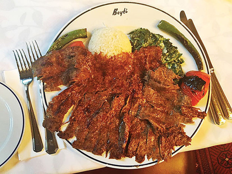 Gurmeler, akademisyenler, yemek yazarları, şefler ve işletmecilerden oluşan 100 kişilik dev gastronomi heyeti seçti: Türkiyenin en lezzetli 100 yemeği