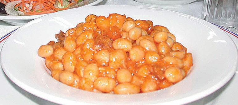 Gurmeler, akademisyenler, yemek yazarları, şefler ve işletmecilerden oluşan 100 kişilik dev gastronomi heyeti seçti: Türkiyenin en lezzetli 100 yemeği