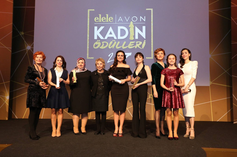 Zaten kadın bir ödül