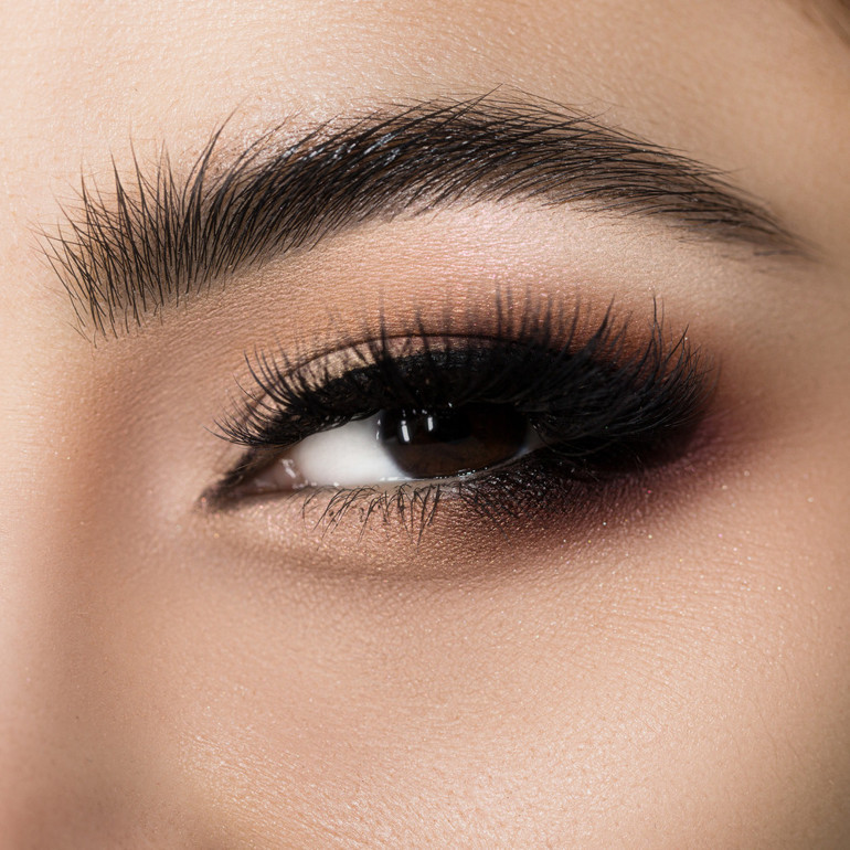 Ceylan gibi gözlere sahip olmanızı sağlayacak 3 kirpik bakım önerisi