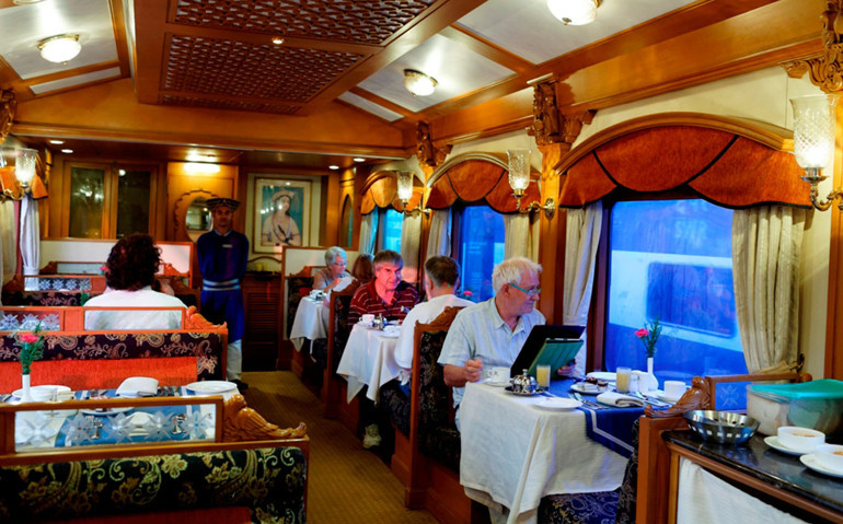 Hindistan’da masal gibi yolculuk