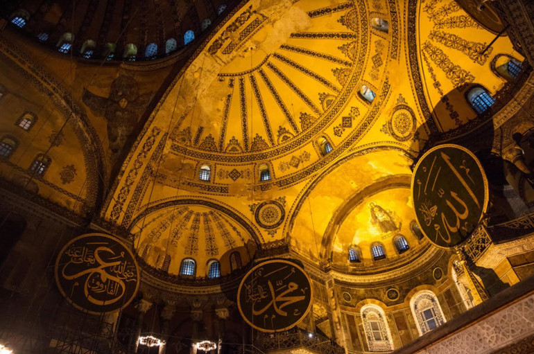 Galaxy A8 Türkiyede İşte fiyatı ve tüm özellikleri