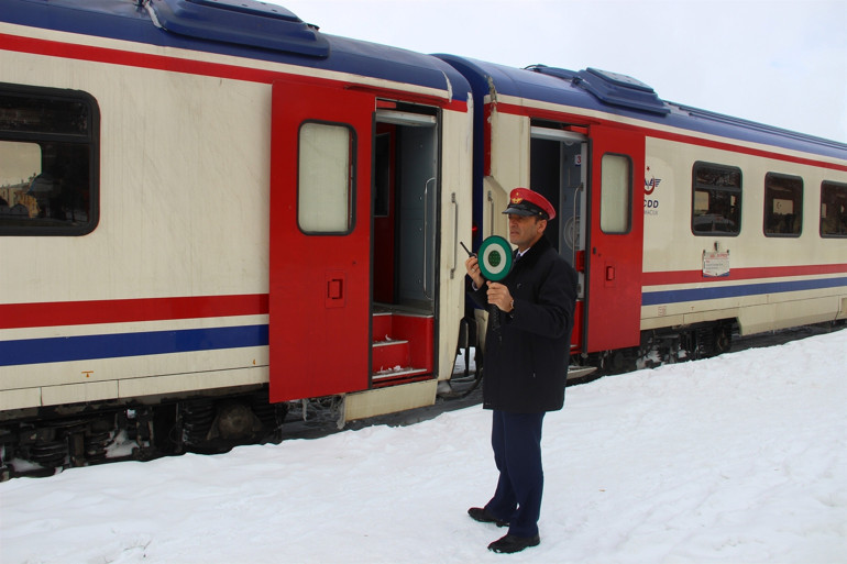 Yoğun ilgi devam ediyor 6 vagon eklendi, 12 bin bilet geliyor