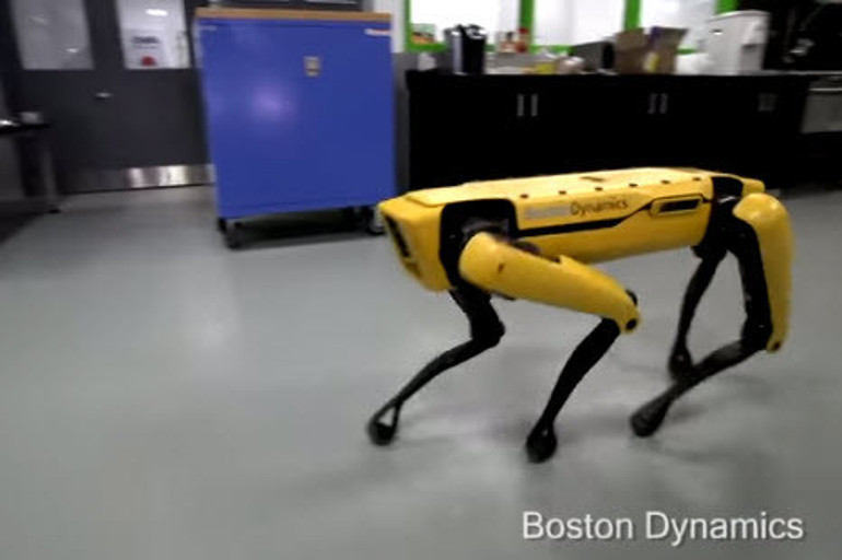 Boston Dynamicsin yeni robotu görücüye çıktı