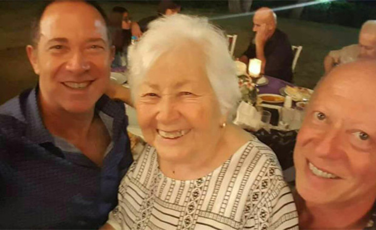 Ünlü sanatçı Sümer Ezgü’nün acı günü