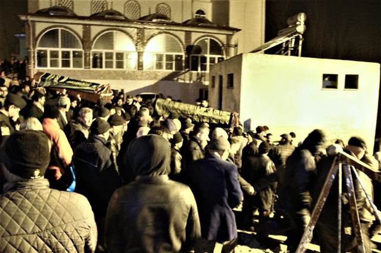 Talihsiz anne ve 2 çocuğu gece defnedildi