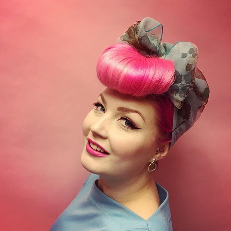 Kolayca uygulayabileceğiniz 7 vintage saç modeli