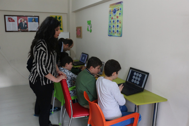 Özel öğrenciler için program tasarladılar