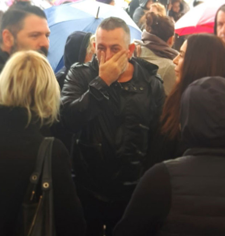 Gözyaşlarını tutamadılar Yaşar Gaga son yolculuğuna uğurlandı