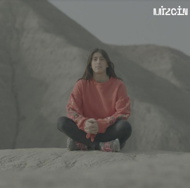 Bu Kızın Öyküsü”