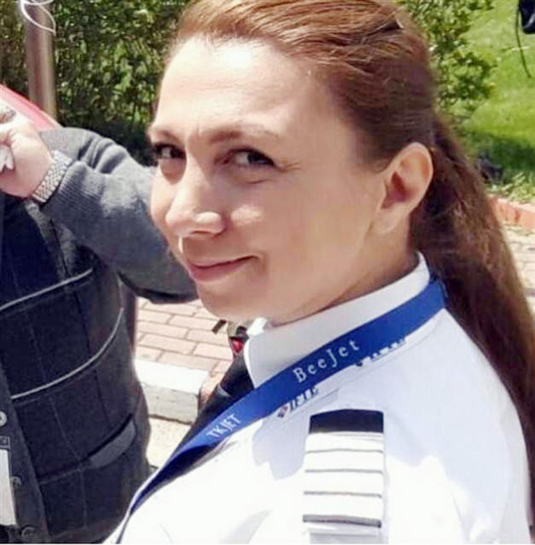 Düşen jetin pilotu Melike Kuvvetin büyük dramı...
