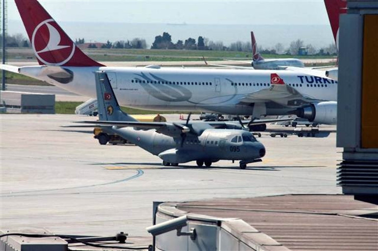 10 cenaze Türkiyede... Adli Tıp önünde kahreden dakikalar...