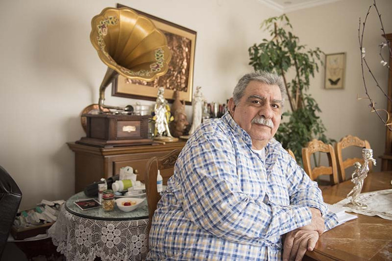 Bir bağlama efsanesi: Arif Sağ