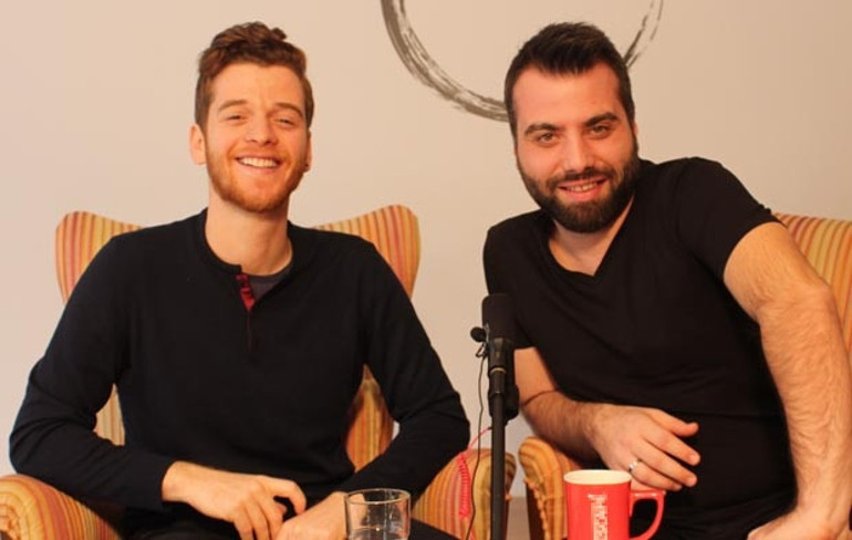 Atom yedirdim, Adriana Limanın kulaklarından alev çıktı