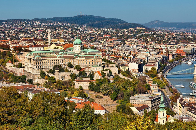 36 saatte Budapeşte