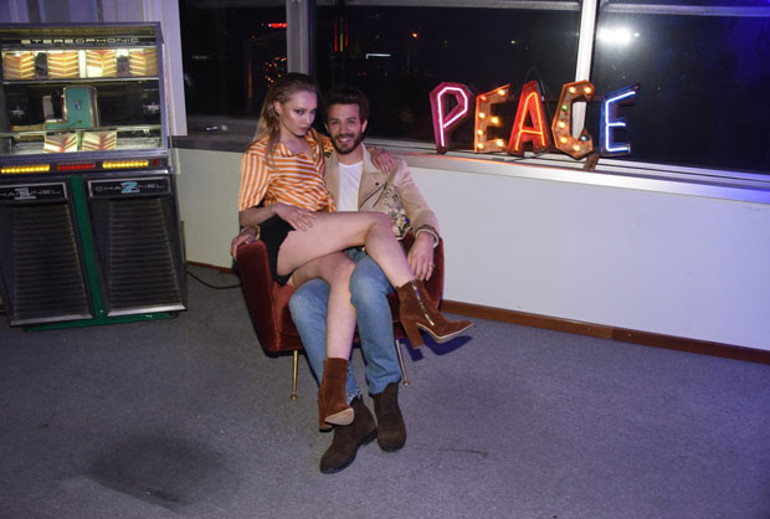 Ünlü oyuncudan sürpriz single