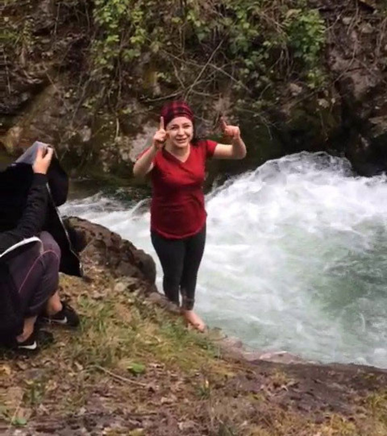 Şok Genç kızın meydan okuması arkadaşının ölümü ile sonuçlandı...