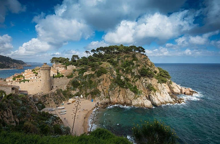 Yemyeşil doğa, masmavi deniz ve nadide köyler: Costa Brava