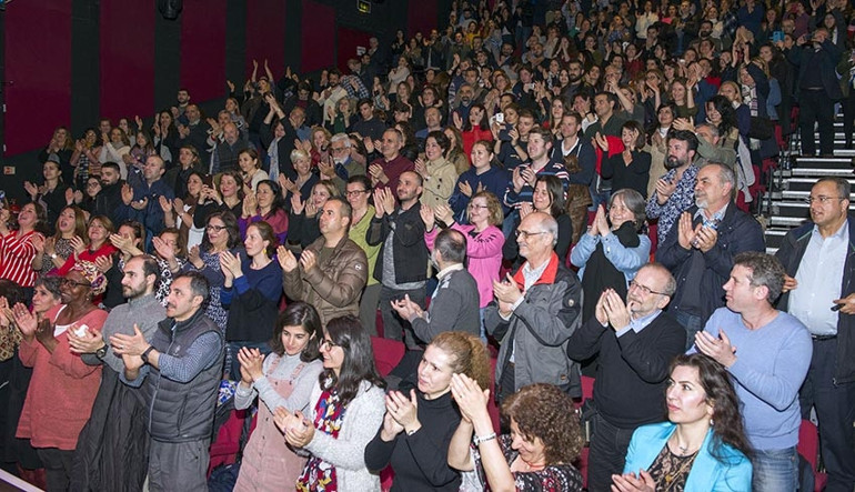 ‘Türkçe Tiyatro’yu 5 bin 500 kişi izledi