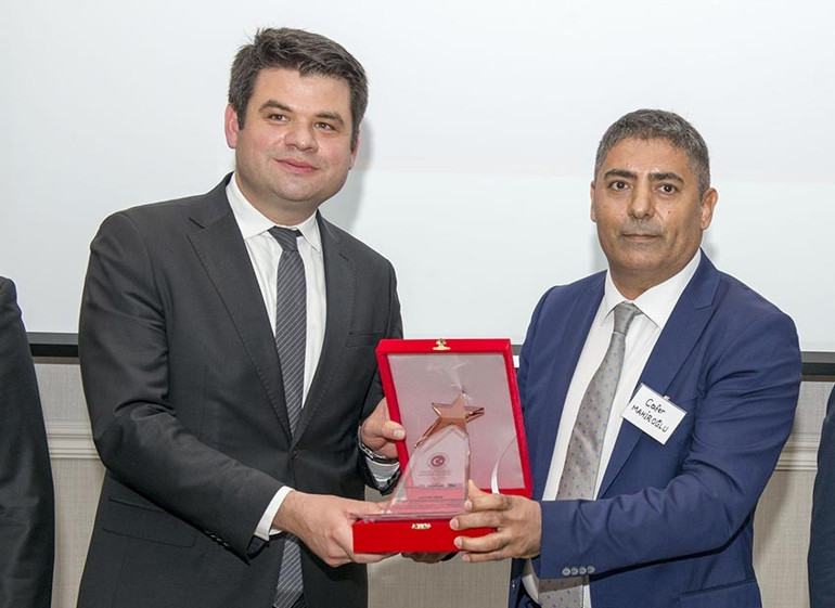Avrupalı iş insanlarına Londra’da ‘marka’ ve ‘girişimcilik’ ödülü
